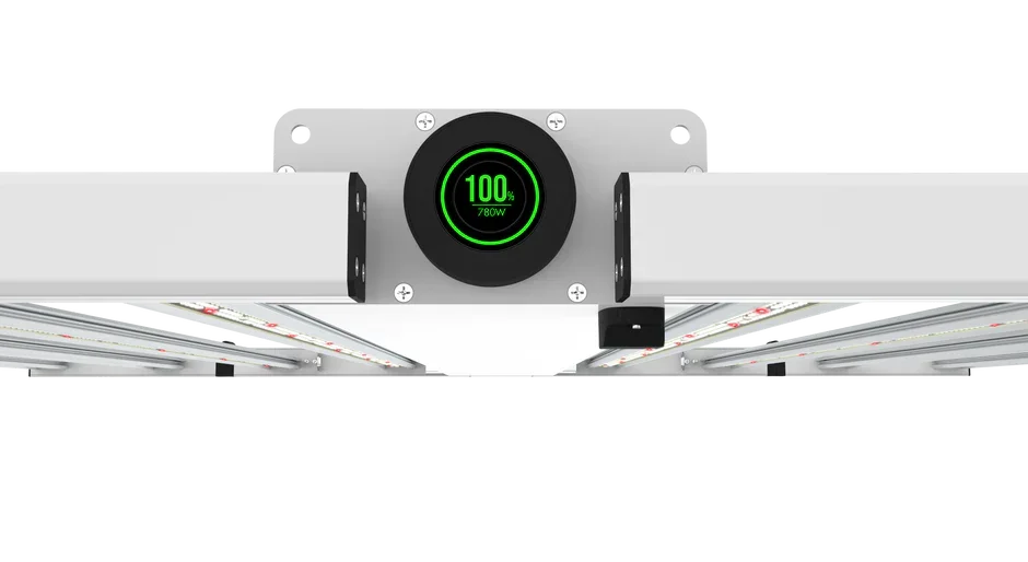 Medic Grow NEO-780 LED-Wachstumslampe & 120x120x200 Smart LED Growbox Aura Control